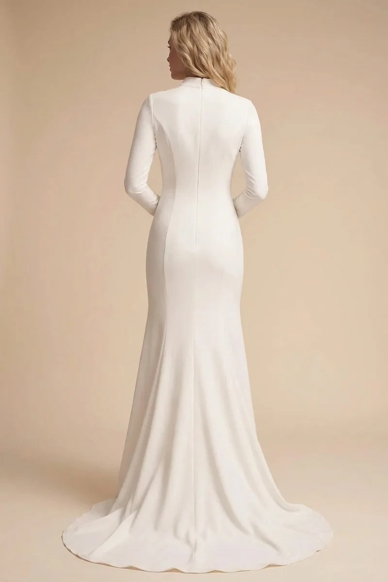 Robe de Mariée Willow en Crêpe Ajustée Évasée - 2