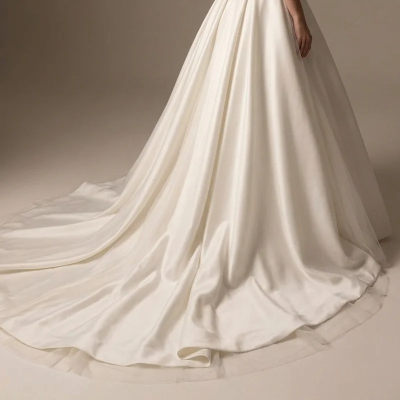 Robe de Mariée Empress en Satin avec Corset et Jupe Princesse - 4