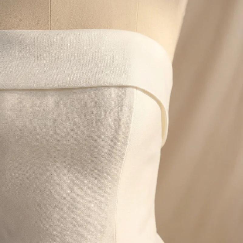 Victoria Elegantes Satin-Ballkleid-Brautkleid - 3