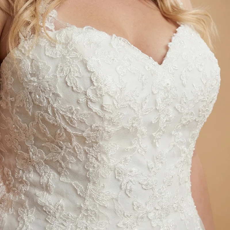Romantic Lace Plus Size Wedding Dress with Corset Back - 3