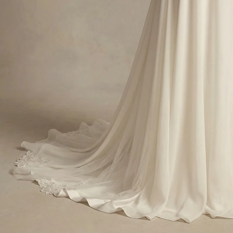 Phoebe Robe de Mariée Fourreau en Mousseline Col Bateau - 4