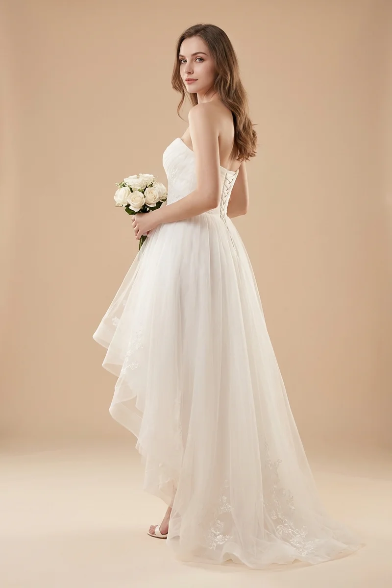 Robe de Mariée Courte Devant Longue Derrière en Tulle avec Décolleté Cœur - 1