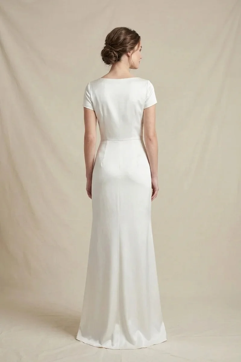 Robe de Mariée Minimaliste en Satin à Manches Courtes - 2
