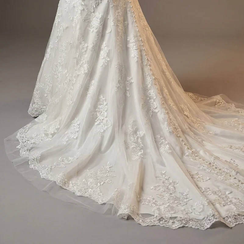 Robe de Mariée Trompette en Dentelle avec Dos Illusion - 4